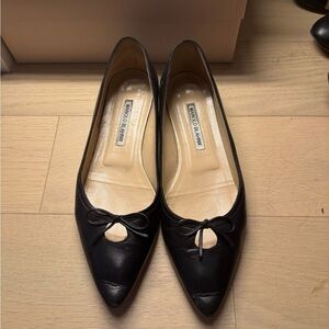 Manolo Blahnik Black Pointed-Toe Flats with Bow Detail